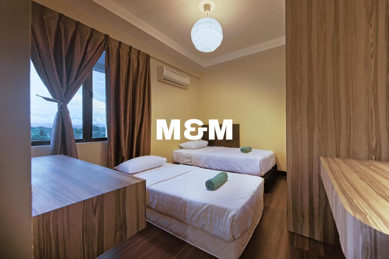 Aa Residen Luxury Condo Homestay 18Mins Walk Tanjung Aru Beach & Golf Course, Not Beach Side Resort コタキナバル エクステリア 写真