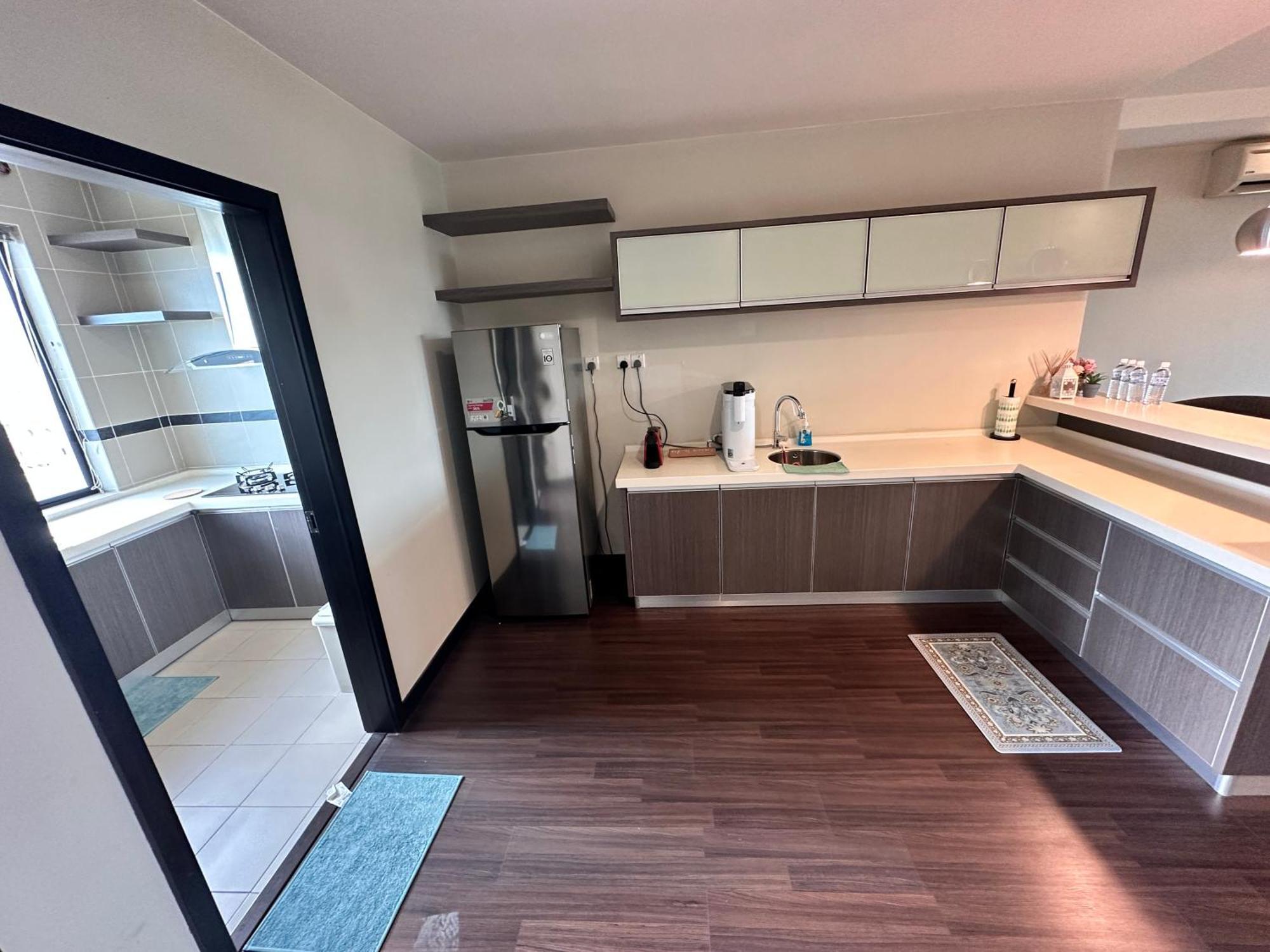 Aa Residen Luxury Condo Homestay 18Mins Walk Tanjung Aru Beach & Golf Course, Not Beach Side Resort コタキナバル エクステリア 写真