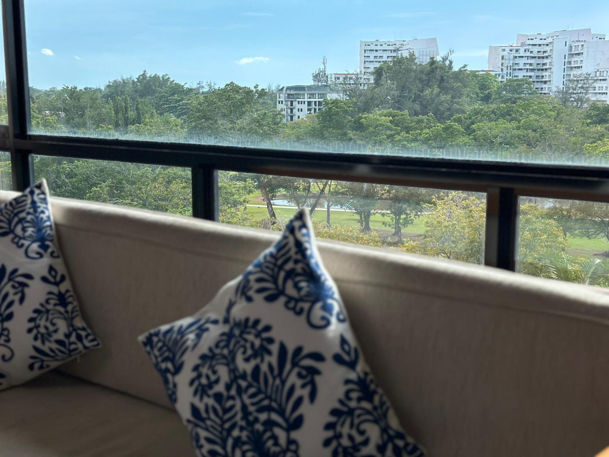 Aa Residen Luxury Condo Homestay 18Mins Walk Tanjung Aru Beach & Golf Course, Not Beach Side Resort コタキナバル エクステリア 写真